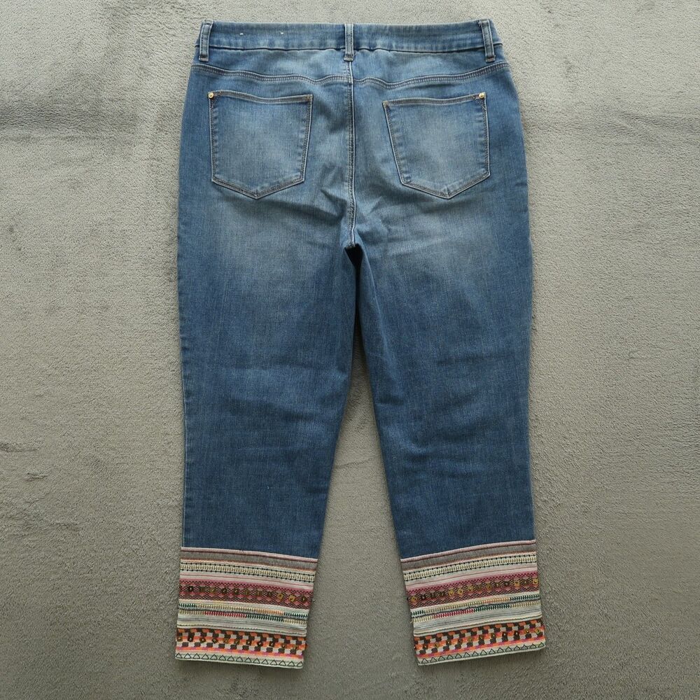 Chico's Jeans Women's 2R US-12R High-Rise Girlfriend Slim Leg Crop 24" Inseam - Picture 14 of 16